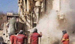 四月爆料压寨事件视频播放,揭秘四月网络热议背后的真相